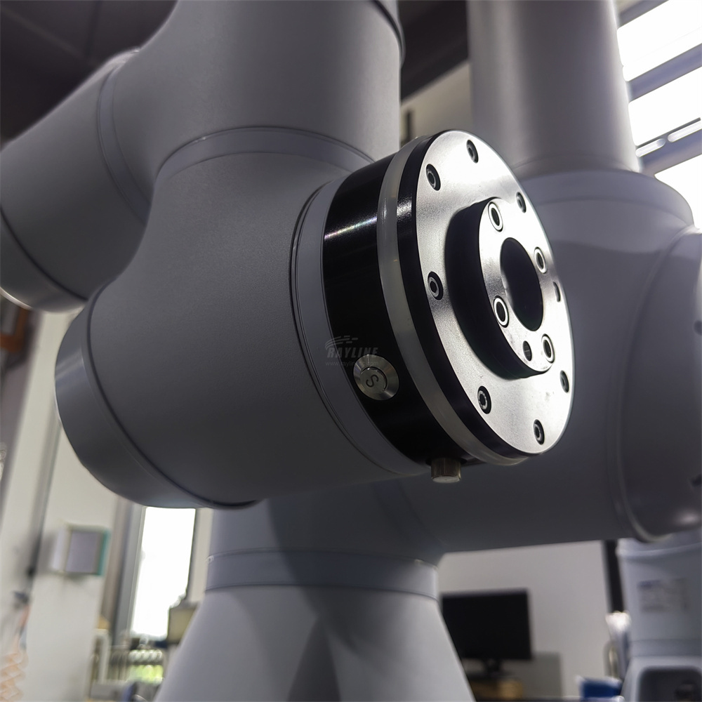 Automatic 6 Axis Industrial We - Industrial Robot Arm 20Kg Payload review and price