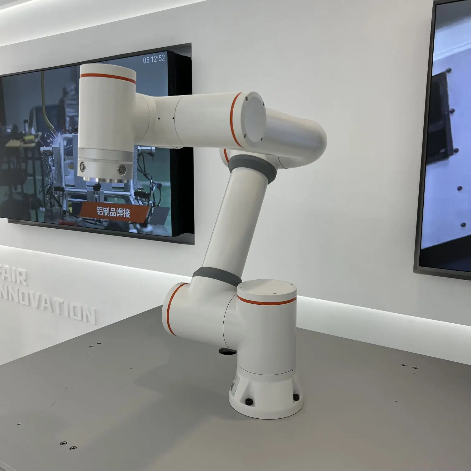 FR3 Desktop Mini Collaborative - Robotic Arm 6 Axis Desktop review and price